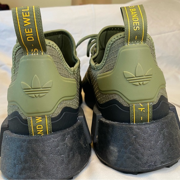 ADIDAS - Picture 6 of 6